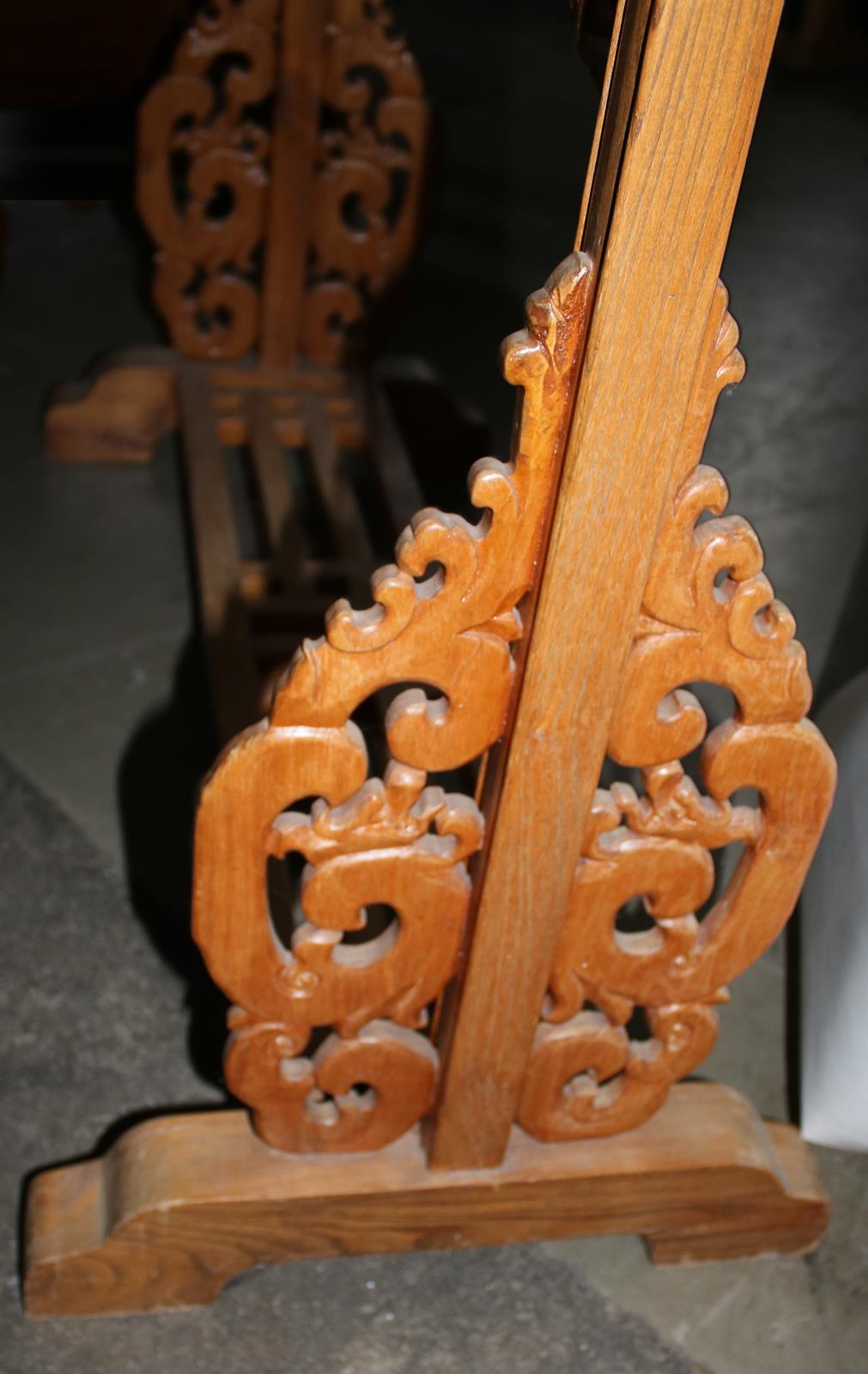 Gongträger. | Bild Nr.4